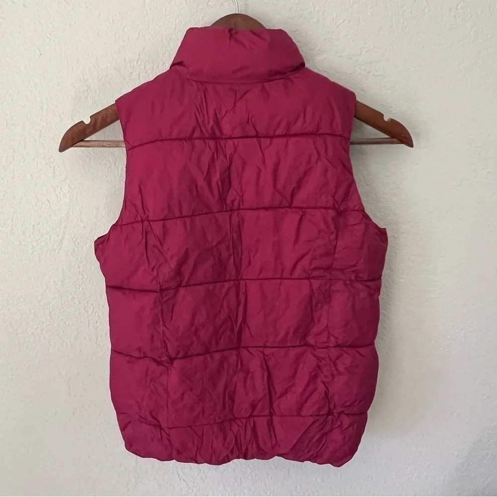 Old Navy Burgundy Sleeveless Puffer Vest, Zip Front, 2 Pockets, M (8)